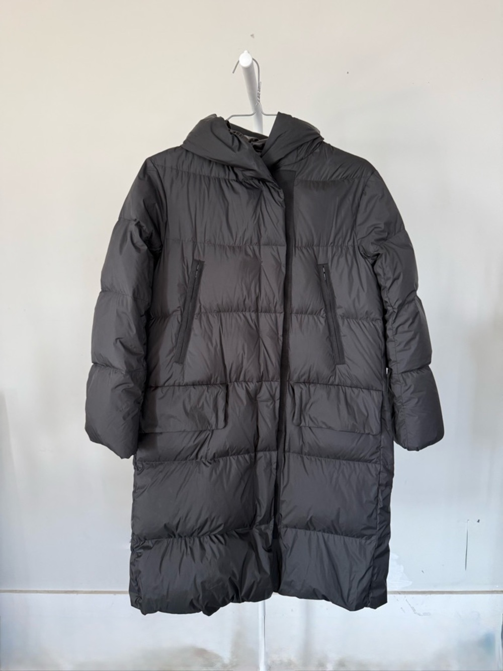 Uniqlo +J Down Long Coat in Black